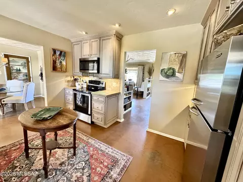 Kitchen - 4432 E 7th St, Tucson, AZ 85711 photo 2 of 7