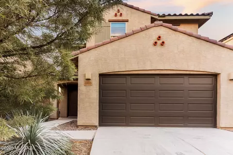 6866 E Via Arroyo Largo, Tucson, AZ 85756