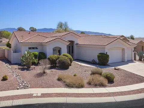 9676 E Waters Edge Pl, Tucson, AZ 85749