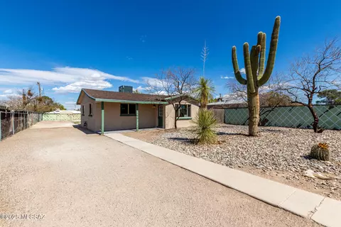 820 W Columbia St, Tucson, AZ 85714