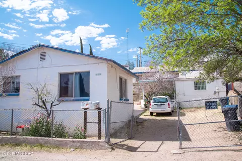 925 N Santa Cruz St, Nogales, AZ 85621