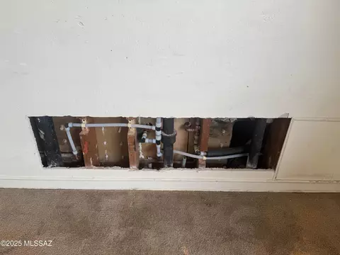 Bath - 3570 E Hampton St, Tucson, AZ 85716 photo 2 of 2