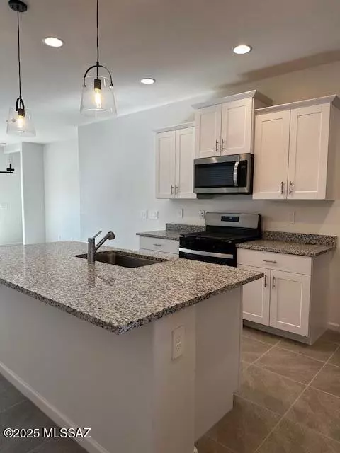 11890 W Rancho Dr, Marana, AZ 85653