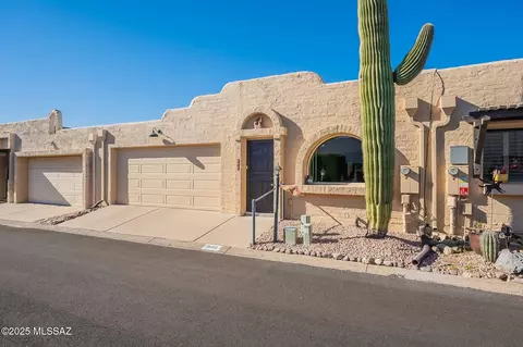972 W Lockwood Ln, Tucson, AZ 85704