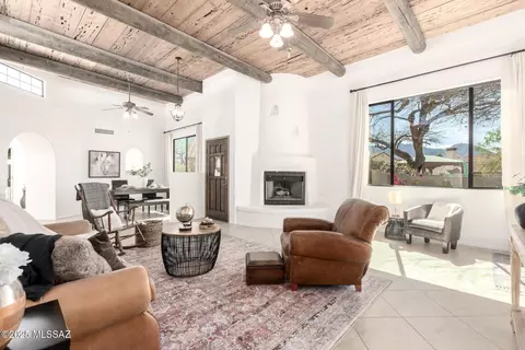 191 W Wagoneer Pl, Oro Valley, AZ 85755