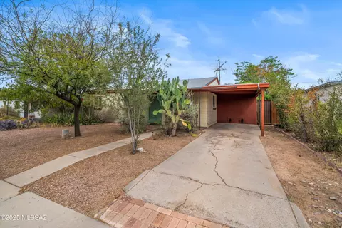 Exterior - 2249 E 19th St, Tucson, AZ 85719 photo 3 of 14