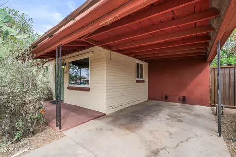 Exterior - 2249 E 19th St, Tucson, AZ 85719 photo 2 of 14