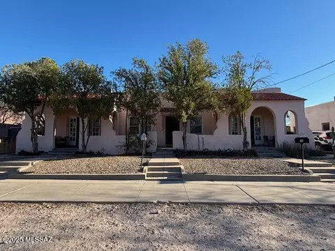 708 E 1st St, Tucson, AZ 85719