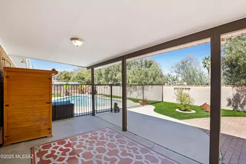5633 E 14th St, Tucson, AZ 85711 photo 23