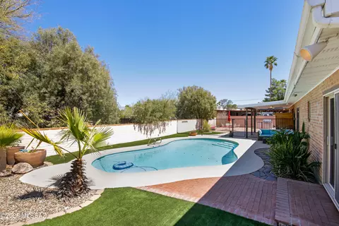 5633 E 14th St, Tucson, AZ 85711 photo 25