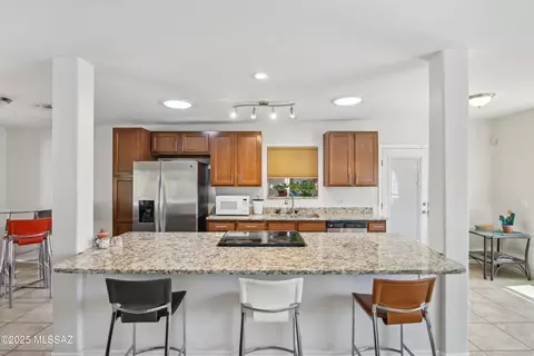 5633 E 14th St, Tucson, AZ 85711 photo 8