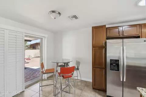 5633 E 14th St, Tucson, AZ 85711 photo 10