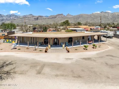 9851 E Prospect Ln, Tucson, AZ 85749