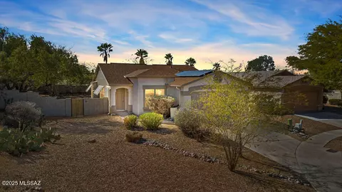 2668 S Getchel Pl, Tucson, AZ 85730