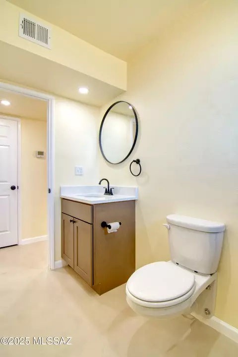 3633 E 27th St, Tucson, AZ 85713 photo 16