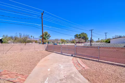 3633 E 27th St, Tucson, AZ 85713 photo 37