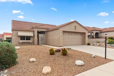 936 E Welton Dr, Oro Valley, AZ 85755