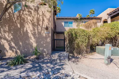 446 N Dodge Blvd, Tucson, AZ 85716