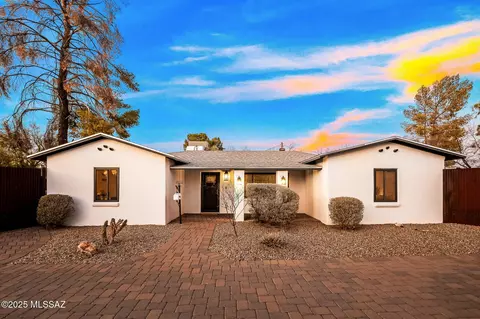 2800 N Forgeus Ave, Tucson, AZ 85716