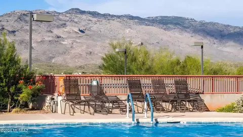 13808 E Langtry Ln, Tucson, AZ 85747