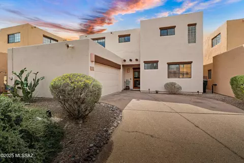4352 N Rillito Creek Pl, Tucson, AZ 85719