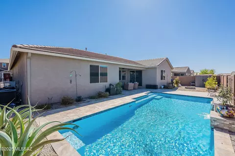 10065 E Fay Canyon Trl, Tucson, AZ 85747