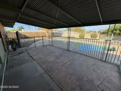 Exterior - 8724 E Lancaster Rd, Tucson, AZ 85715 photo 3 of 10