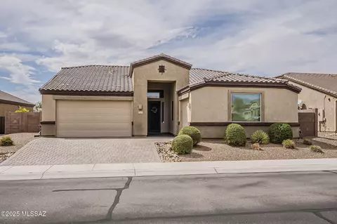9143 N Jade Sky Pl, Tucson, AZ 85742