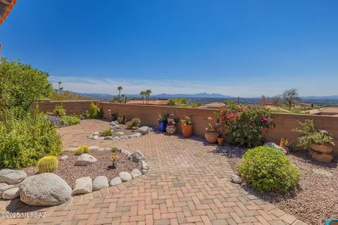 6920 Paseo Penoso, Tucson, AZ 85750
