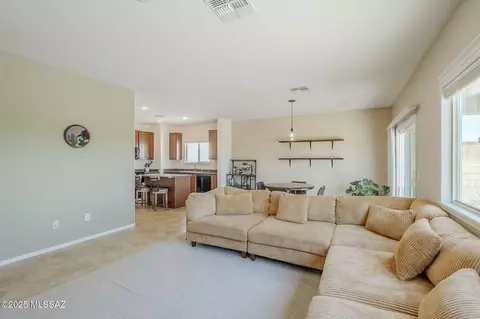 15691 S Avenida Cuaima, Sahuarita, AZ 85629