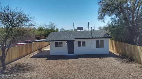 215 W 42nd St, Tucson, AZ 85713