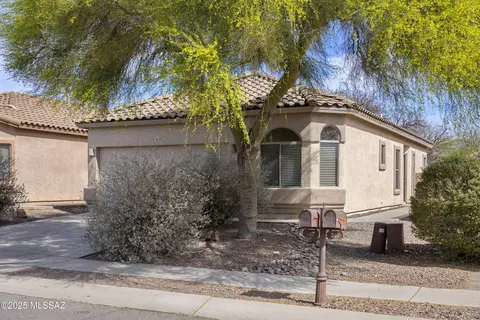 317 E Camino Limon Verde, Sahuarita, AZ 85629