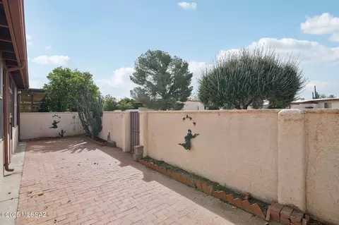 7638 E Pearson St, Tucson, AZ 85715 photo 20