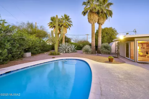 Exterior - 2928 E 9th St, Tucson, AZ 85716 photo 11 of 14