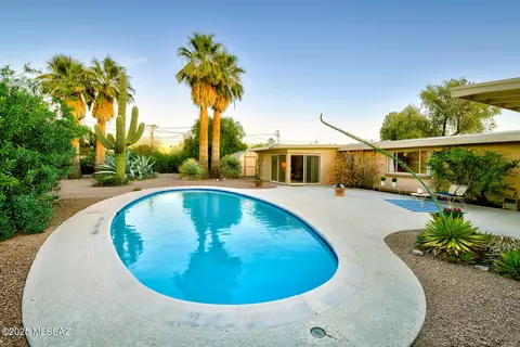 Exterior - 2928 E 9th St, Tucson, AZ 85716 photo 10 of 14