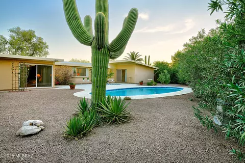 Exterior - 2928 E 9th St, Tucson, AZ 85716 photo 4 of 14