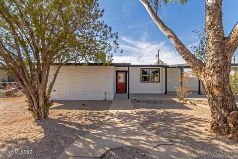 4133 E Bryant Pl, Tucson, AZ 85711