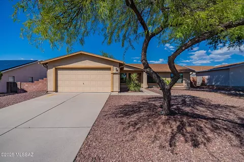 4690 W Hardy Rd, Tucson, AZ 85742
