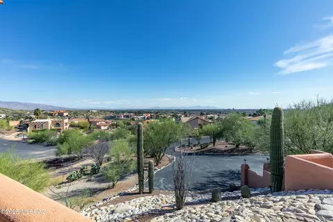 5685 E Rio Verde Vista Dr, Tucson, AZ 85750