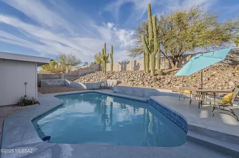 3631 S Sarnoff Dr, Tucson, AZ 85730