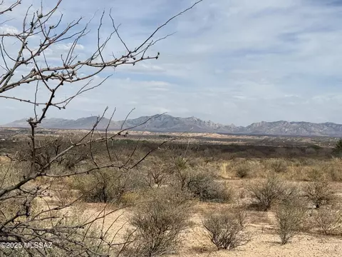 4 W Ac W Woodrow Way, Benson, AZ 85602