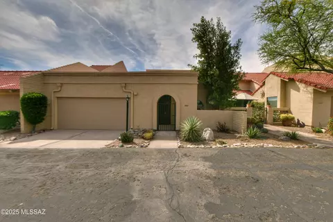 5881 N Placita Del Baron, Tucson, AZ 85718