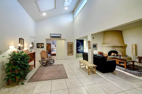 Entry Way - 2523 E Forgeus Pl, Tucson, AZ 85716 photo 1 of 2