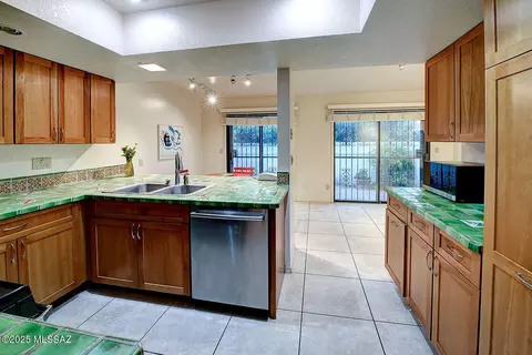 Kitchen - 2523 E Forgeus Pl, Tucson, AZ 85716 photo 1 of 4