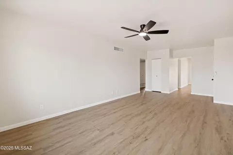 9024 E Chickamauga St, Tucson, AZ 85710 photo 6