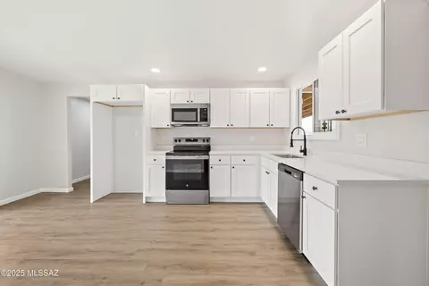 9024 E Chickamauga St, Tucson, AZ 85710 photo 8