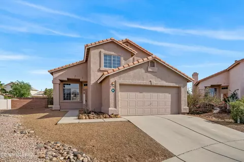 8768 N Maple Ridge Pl, Tucson, AZ 85743