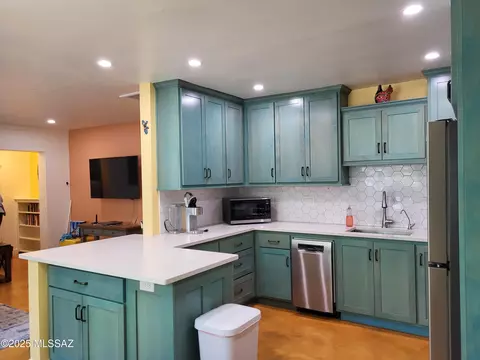Kitchen - 2019 E 2nd St, Tucson, AZ 85719 photo 11 of 12