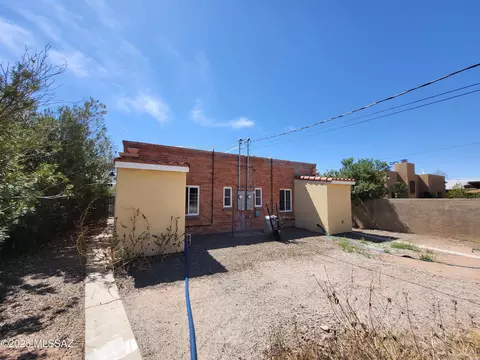 Exterior - 2019 E 2nd St, Tucson, AZ 85719 photo 6 of 10