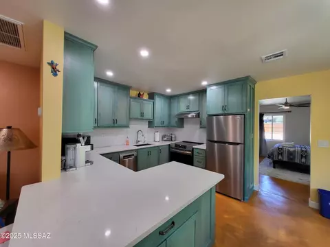 Kitchen - 2019 E 2nd St, Tucson, AZ 85719 photo 9 of 12